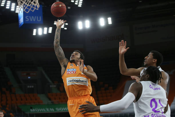 佐藤淑乃多 佐藤淑乃多